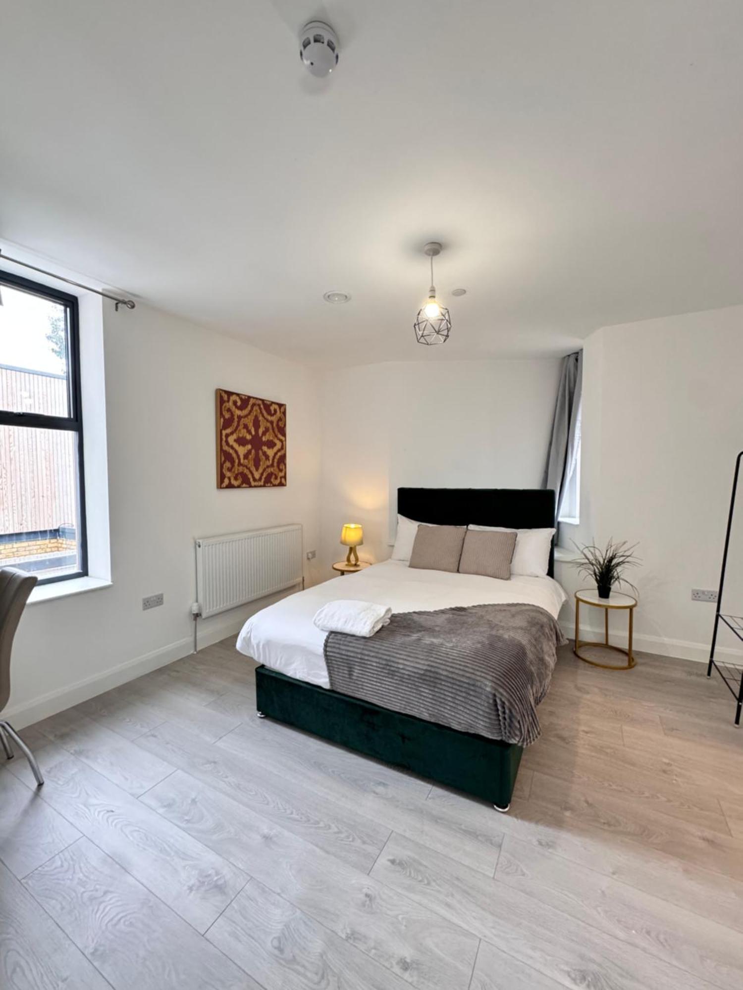 Ealing Broadway Great Stay 7-Minute Walk From The Underground Exterior foto